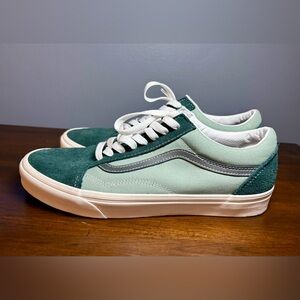 Vans Old Skool - Earth Tones - Green Gables - M 10.5 / W 12.0 NWOT
